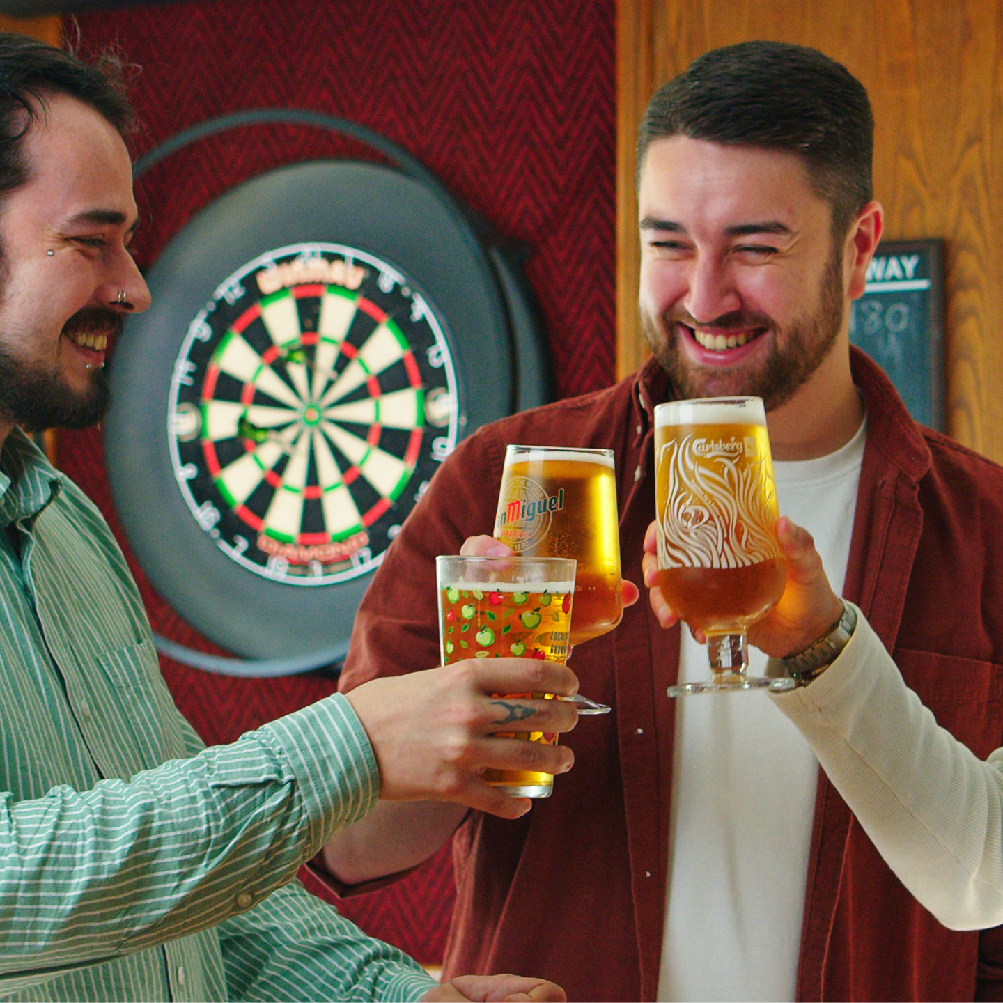 Raise a glass This Father's Day at The Crown & Anchor in Redcar!
